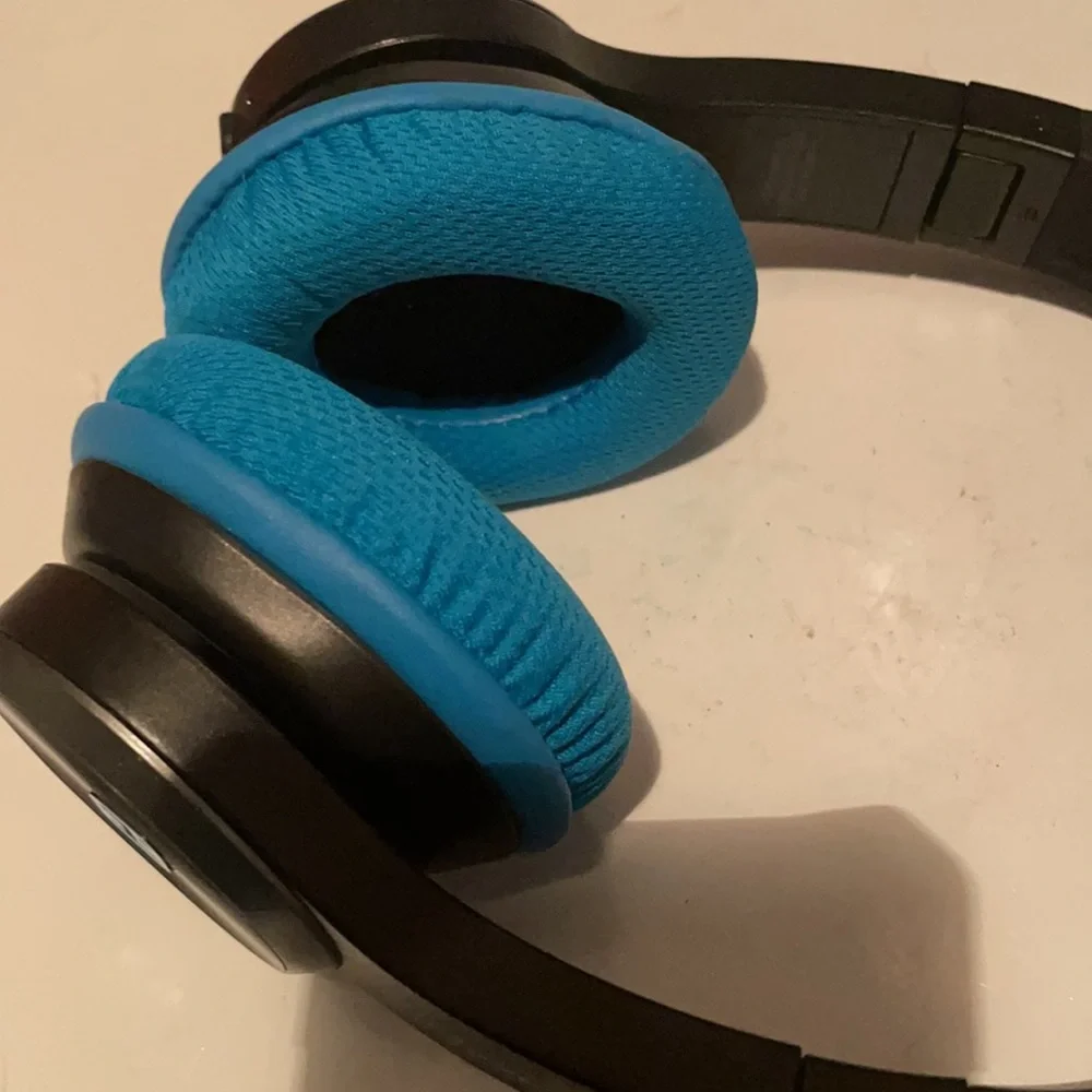 HP Rechargeable Headphones I-Home Bluetooth weather tough slotomania adjustable